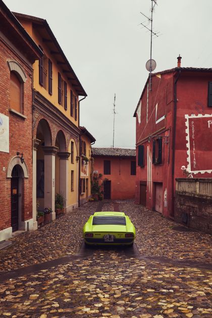 1969 Lamborghini Miura P400 S 12