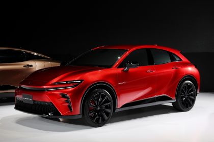 2022 Toyota Crown sport concept 6
