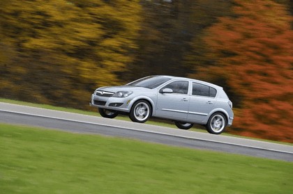 2008 Saturn Astra XR 5-door 3