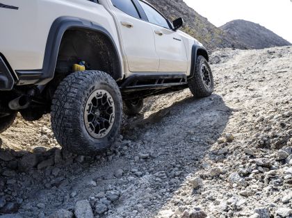 2023 Chevrolet Colorado ZR2 19