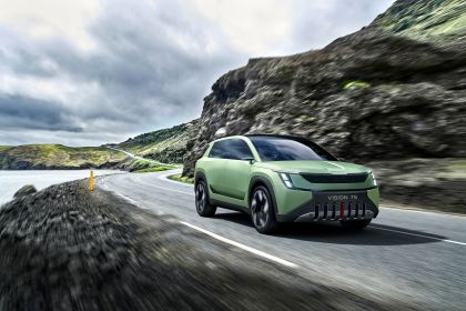 2022 Skoda Vision 7S concept 8