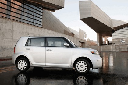 2008 Scion xB 8