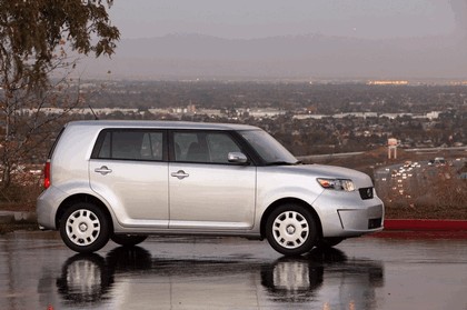 2008 Scion xB 17