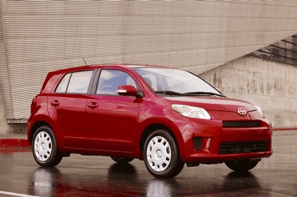 2008 Scion xD 1