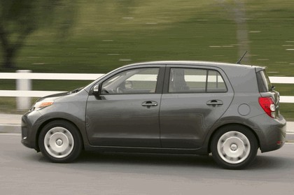 2008 Scion xD 36