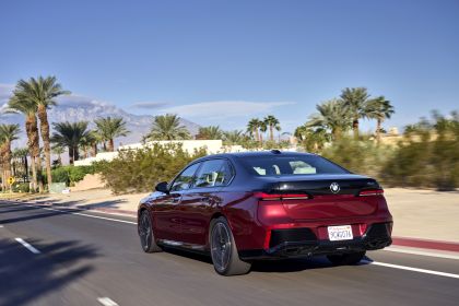 2023 BMW 760i ( G70 ) xDrive - USA version 5