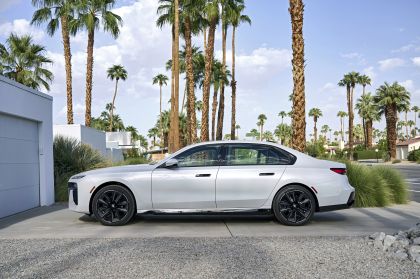 2023 BMW 760i ( G70 ) xDrive - USA version 112