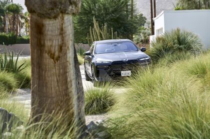 2023 BMW i7 ( G70 ) xDrive60 - USA version 18