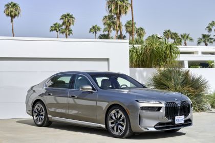 2023 BMW i7 ( G70 ) xDrive60 - USA version 68