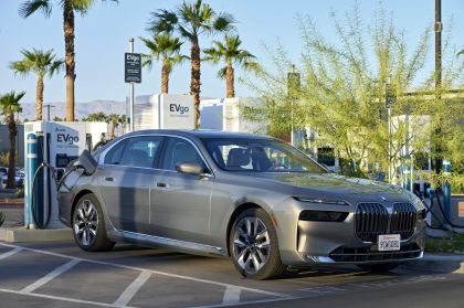 2023 BMW i7 ( G70 ) xDrive60 - USA version 92