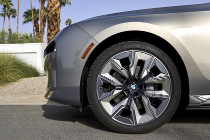 2023 BMW i7 ( G70 ) xDrive60 - USA version 104