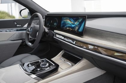 2023 BMW i7 ( G70 ) xDrive60 - USA version 133