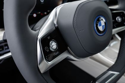 2023 BMW i7 ( G70 ) xDrive60 - USA version 135