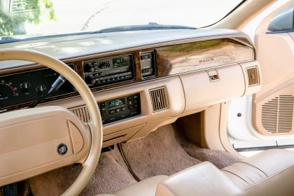 1992 Buick Roadmaster Estate Wagon 41