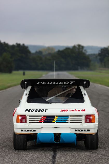 1986 Peugeot 205 T16 Evo2 rally 21