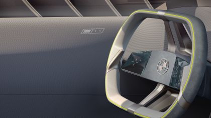 2023 BMW i Vision Dee concept 28
