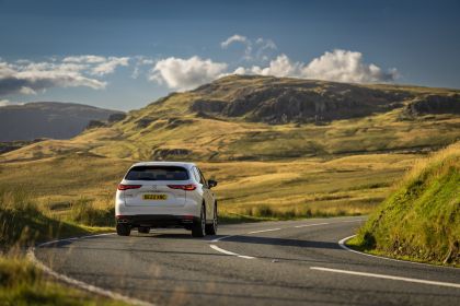 2022 Mazda CX-60 Exclusive Line - UK version 47