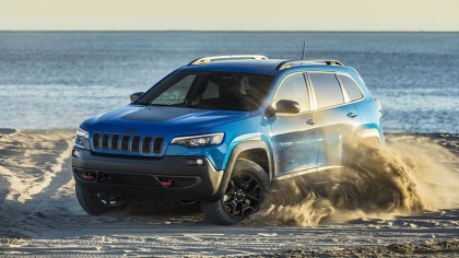 2023 Jeep Compass Trailhawk 1