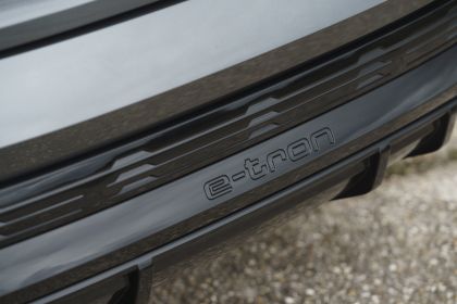 2024 Audi Q8 Sportback e-tron quattro - UK version 39