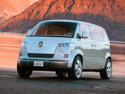 2008 Volkswagen Microbus concept 8