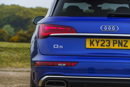 2023 Audi Q5 50 TFSI e quattro - UK version 32