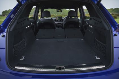 2023 Audi Q5 50 TFSI e quattro - UK version 43