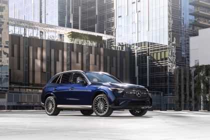 2023 Mercedes-Benz GLC 300 - USA version 7