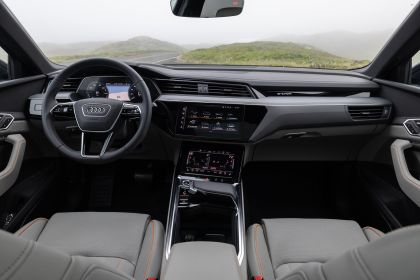 2024 Audi Q8 Sportback e-tron quattro - USA version 41
