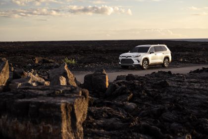 2024 Toyota Grand Highlander Limited 1