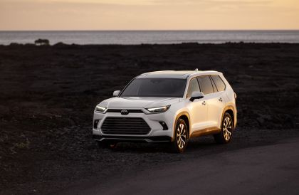 2024 Toyota Grand Highlander Limited 9