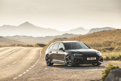 2023 Audi RS4 Avant competition - UK version 1