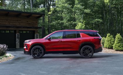 2024 Chevrolet Traverse RS 2