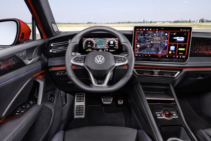 2024 Volkswagen Tiguan Hybrid 30