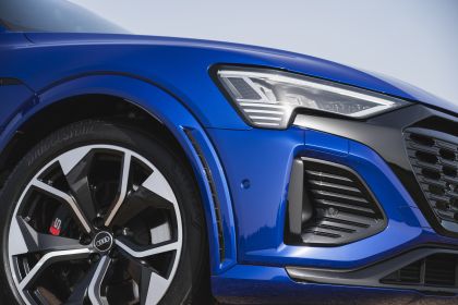 2024 Audi SQ8 Sportback e-tron quattro - UK version 41