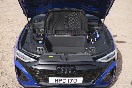 2024 Audi SQ8 Sportback e-tron quattro - UK version 72