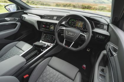 2024 Audi SQ8 Sportback e-tron quattro - UK version 86