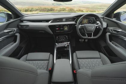 2024 Audi SQ8 Sportback e-tron quattro - UK version 87