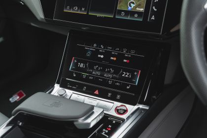 2024 Audi SQ8 Sportback e-tron quattro - UK version 117