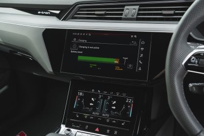 2024 Audi SQ8 Sportback e-tron quattro - UK version 119