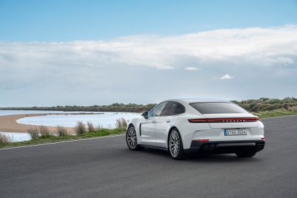 2024 Porsche Panamera 4 7