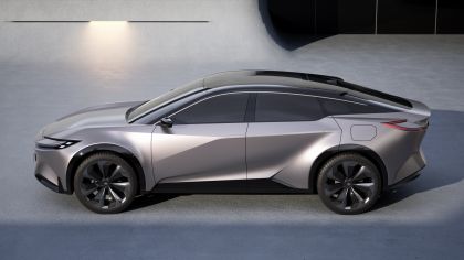 2023 Toyota Sport Crossover concept 10