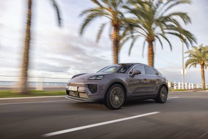 2025 Porsche Macan 4 19