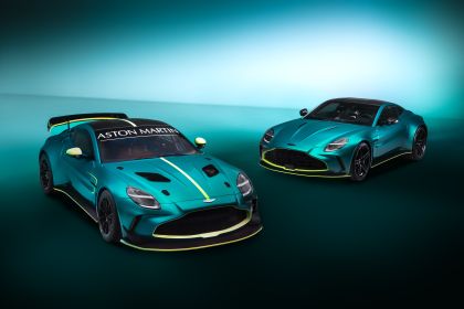 2024 Aston Martin Vantage GT4 7