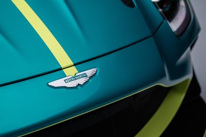 2024 Aston Martin Vantage GT4 11