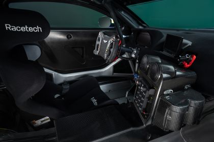 2024 Aston Martin Vantage GT4 15