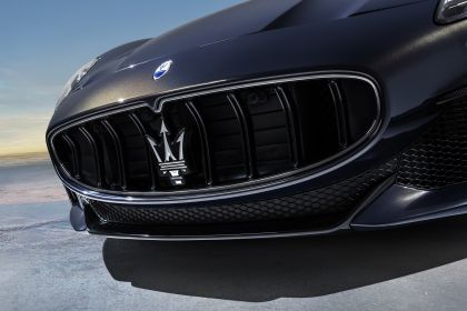 2025 Maserati GranCabrio Trofeo 6