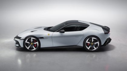 2025 Ferrari 12Cilindri 4