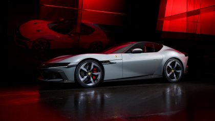 2025 Ferrari 12Cilindri 8
