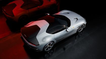 2025 Ferrari 12Cilindri 12