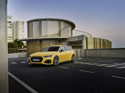 2024 Audi RS4 Avant 25 Years Edition 21